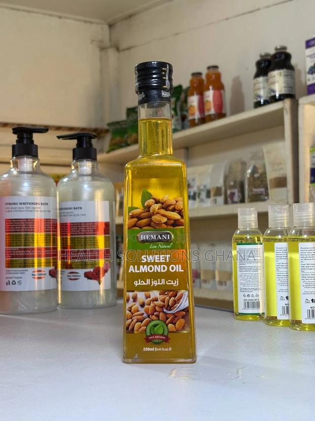 Hemani Natural Sweet Almond Oil(250ml) · Photo 1