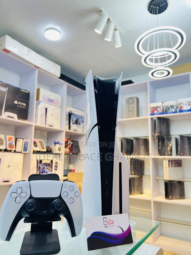 10 Online/ Offline Games on Slim Ps5 1tb · Photo 3