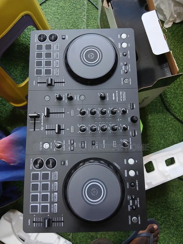Pioneer Dj Controller FLX 4 · Photo 3