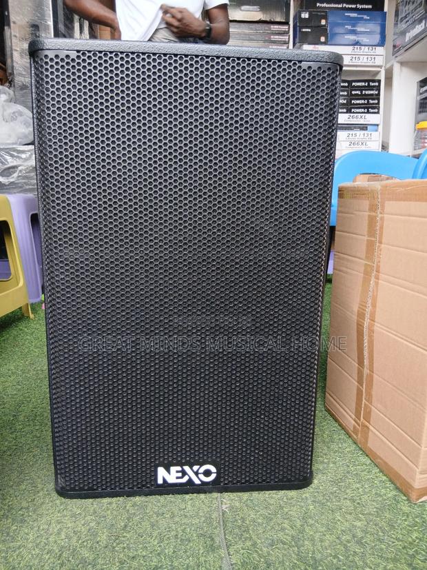 Nexo 15 Inches Stage Monitor · Photo 1