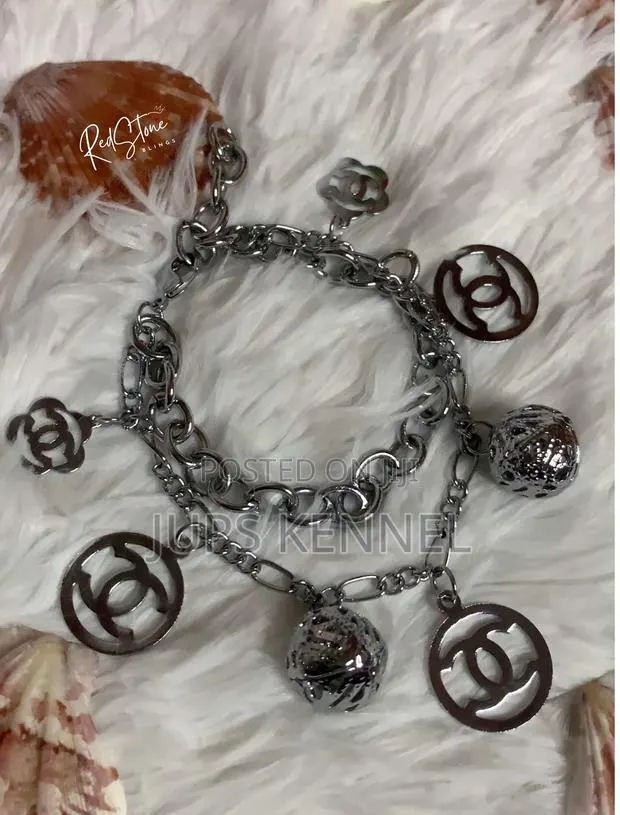 Bracelet (Silver) · Photo 1