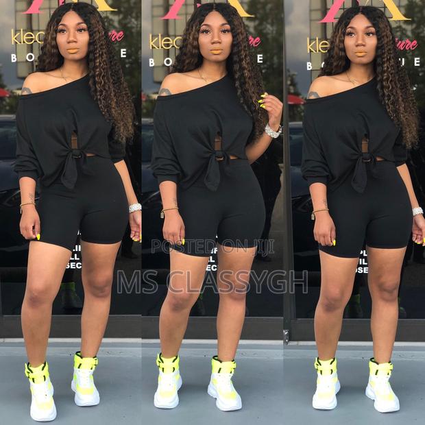 Solid Color Tie Up Hem Off Shoulder Bodycon Tracksuit · Photo 3
