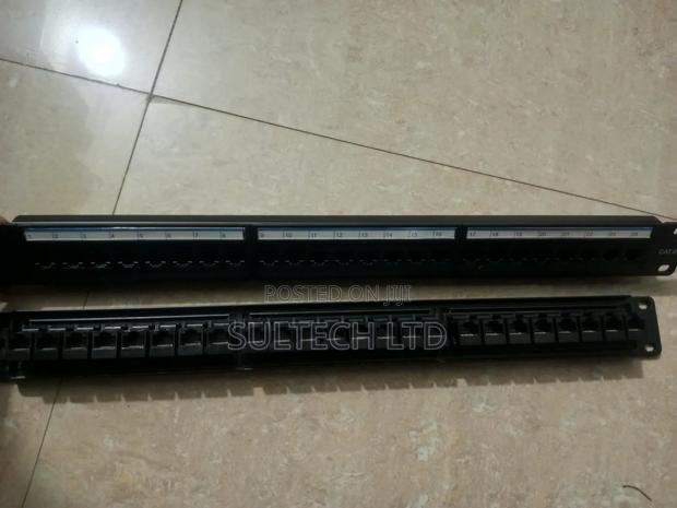 24port Rj45 To Rj45 Patch Panel · Photo 2