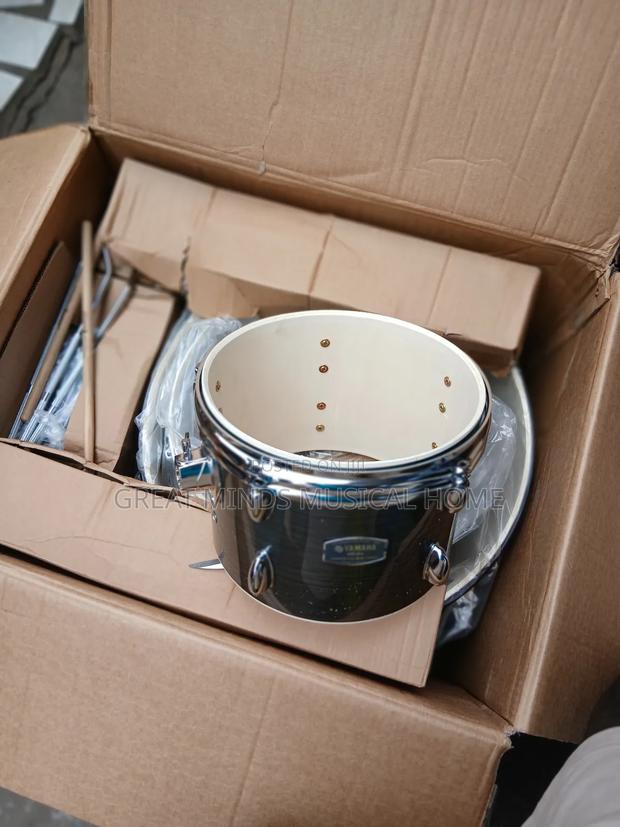 Yamaha 5 Set Drums · Photo 1
