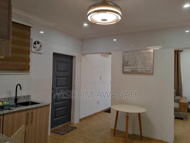 Executive Fully Furnished 1 Bedroom Airbnb · Photo 7