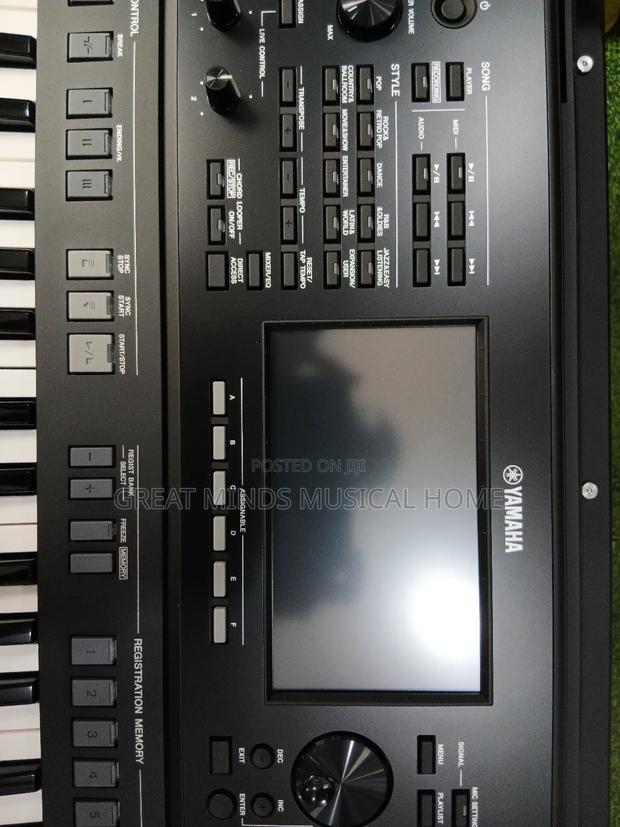 Yamaha Psr Sx 720 · Photo 3