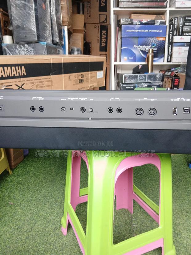 Yamaha Psr Sx 720 · Photo 7