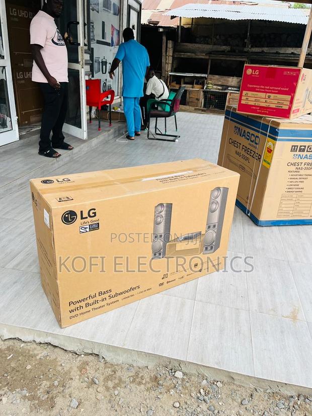 Extremely Good Quality Lg Home Theater System Lhd687lg Good · Photo 1