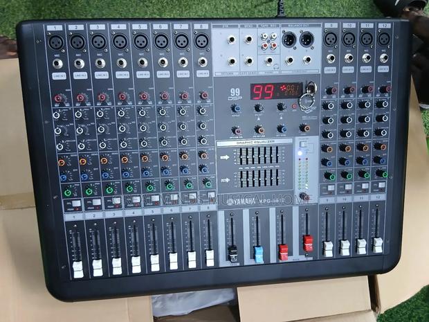 Yamaha KPG 12 Channels Mixer · Photo 1