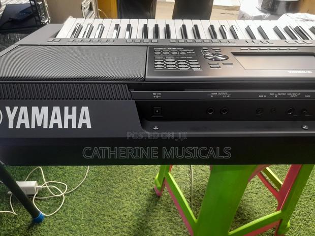 PSR-Sx 720 Yamaha Keyboard · Photo 5