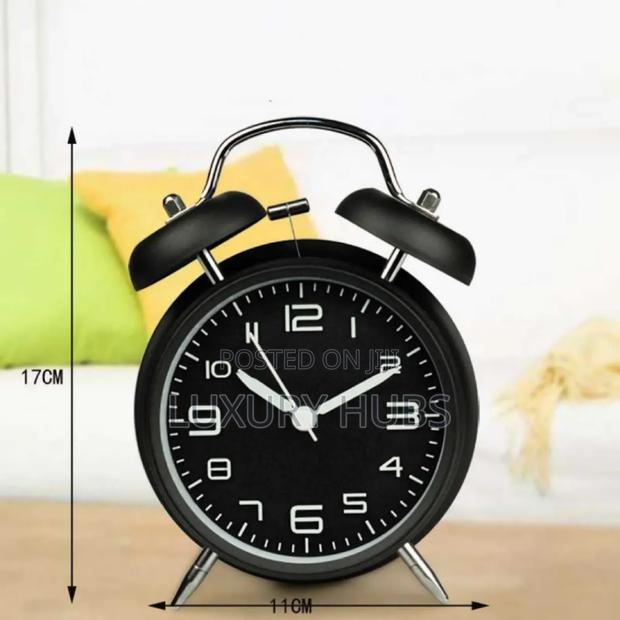 Creative Living Room Alarm/Table Clock · Photo 2