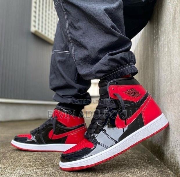 Air Jordan 1 Retro High Og Patent 'bred' · Photo 2