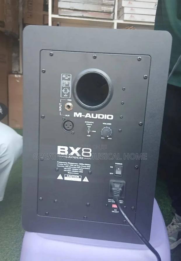 M-Audio Bx8 · Photo 3