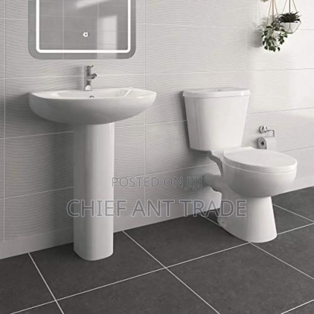 White Pedestal Basin 4002 · Photo 4