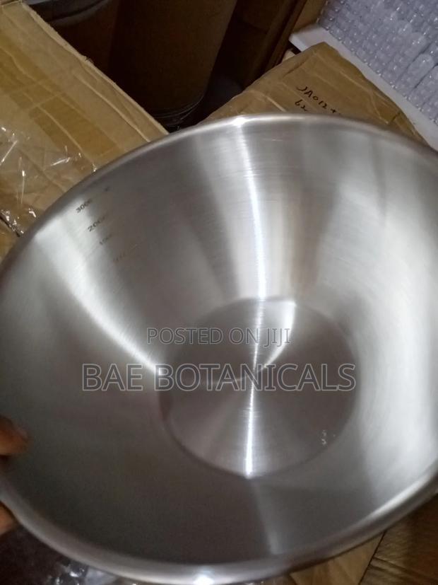 3 Liter Stainless Steel Mixing Bowl · Photo 2