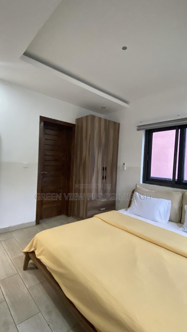 Furnished 4bdrm Duplex in West Hills Mall Area for rent · Photo 6