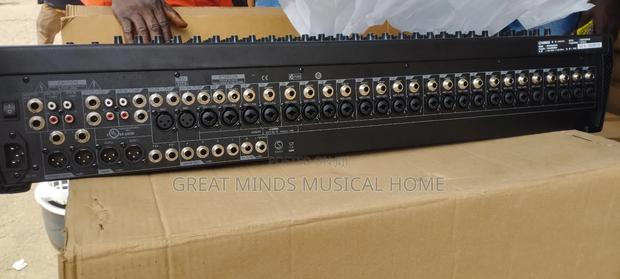 Yamaha Mgp32x Mixing Console · Photo 2