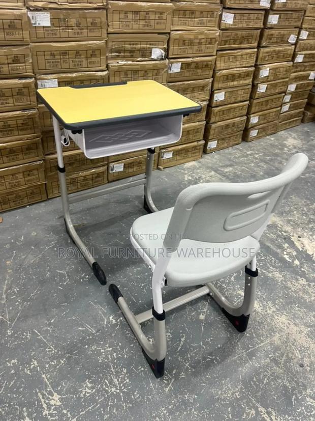 High Quality Learning Table and Chair · Photo 3