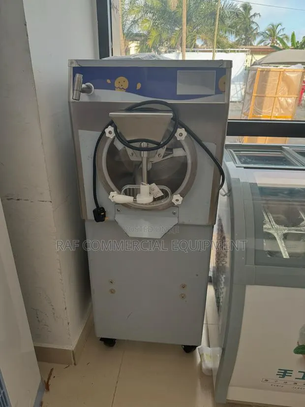 Gelato Hard Ice Cream Machine 48l With Water Pipe · Photo 1
