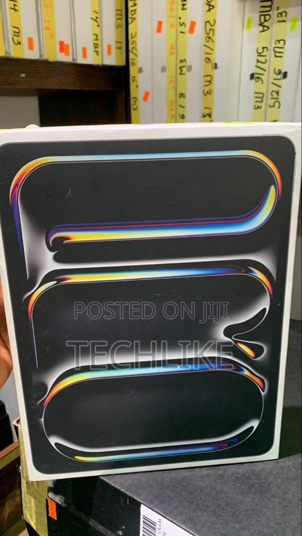 New Apple iPad Pro 11 (2024) 256 GB Black · Photo 1