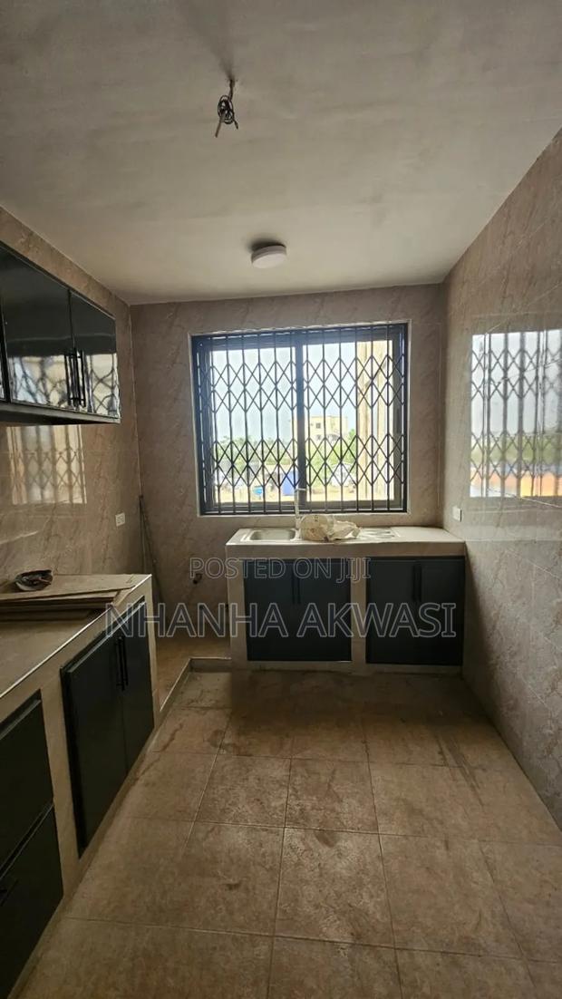 2bdrm Apartment in Lashibi Drc, Asuogyaman for rent · Photo 8