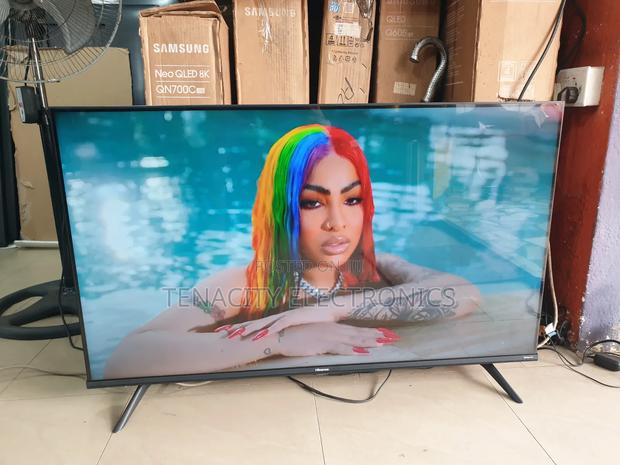 43"Hisense Uhd HDR Edgeless Smart Satellite Tv · Photo 6