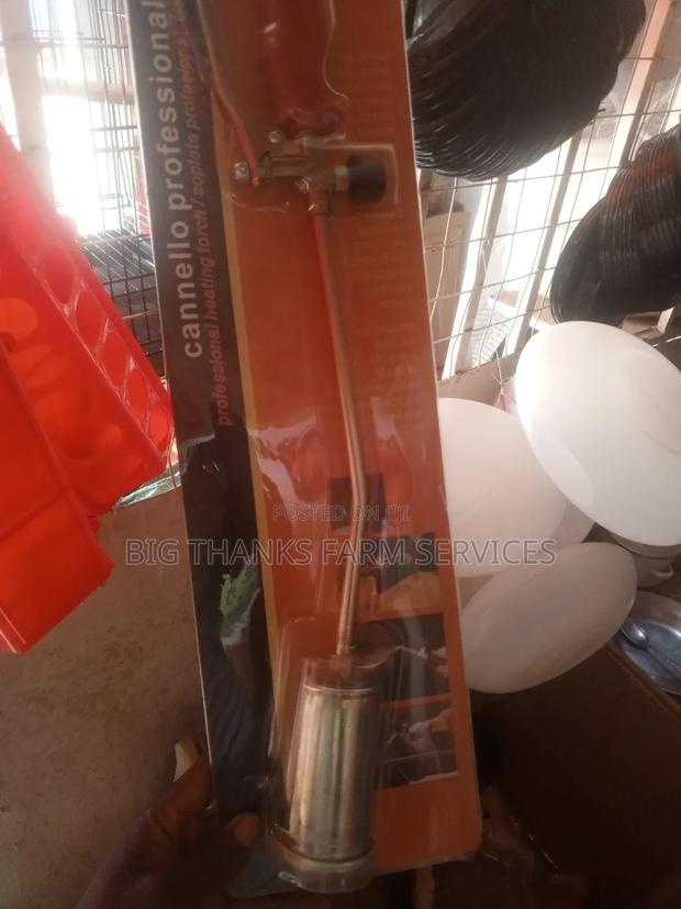 Burning Torch, Can Connect To Gas · Photo 1
