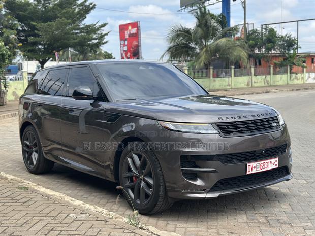 Land Rover Range Rover Sport SV Edition One Flux Silver 2024 Gray · Photo 4