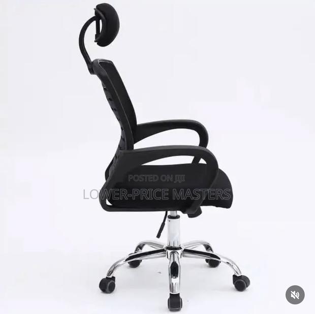 Modern Office Chair · Photo 2