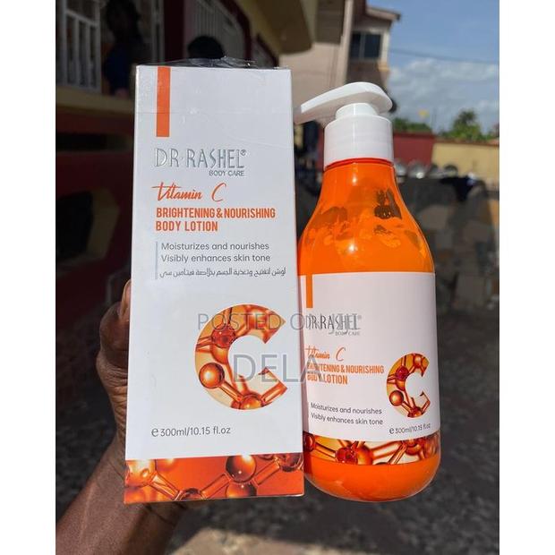 Dr Rashel Vit C Brightening and Nourishing Body Lotion · Photo 1