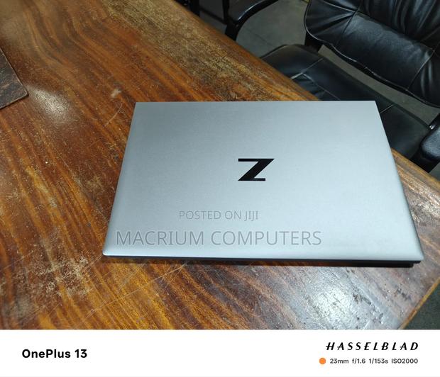 Laptop HP ZBook Firefly 14 G7 32GB Intel Core i7 SSD 512GB · Photo 2
