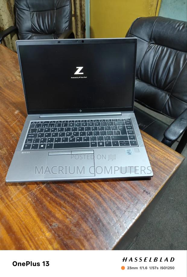 Laptop HP ZBook Firefly 14 G7 32GB Intel Core i7 SSD 512GB · Photo 3