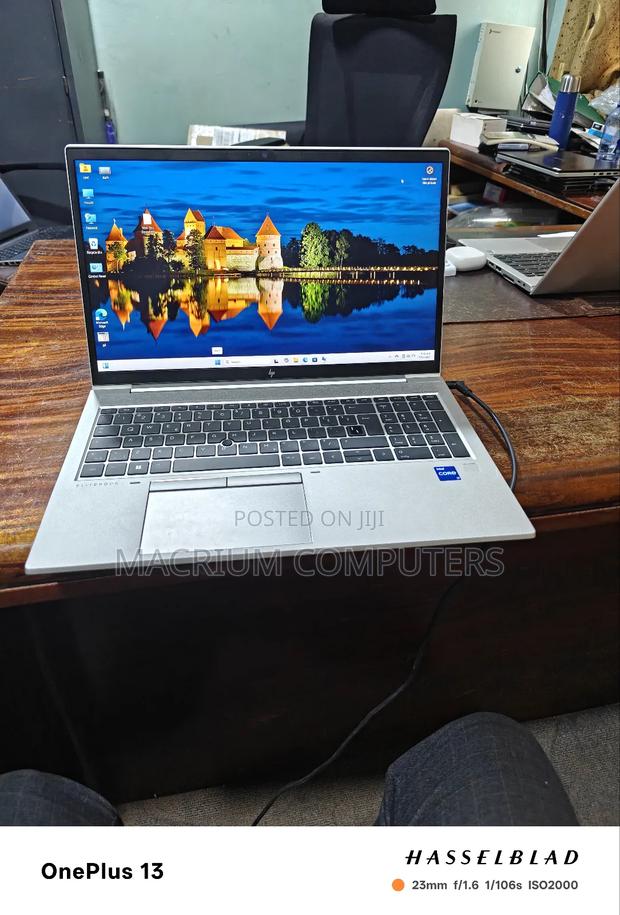 Laptop HP EliteBook 850 G8 16GB Intel Core I7 SSD 512GB · Photo 2