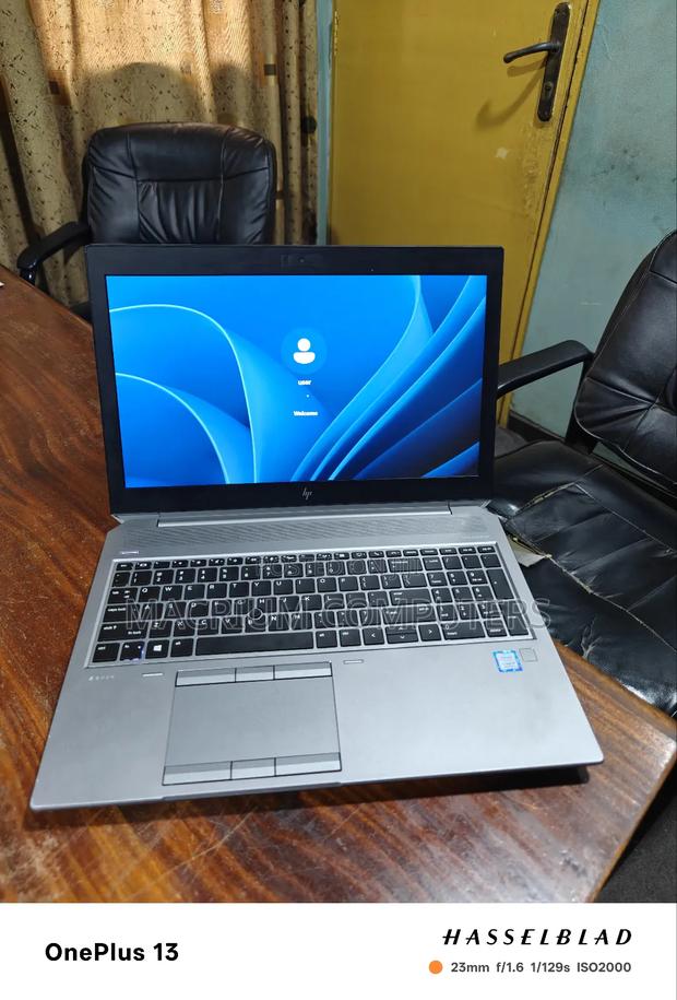 Laptop HP ZBook 15 G4 16GB Intel Core I7 SSD 512GB · Photo 4