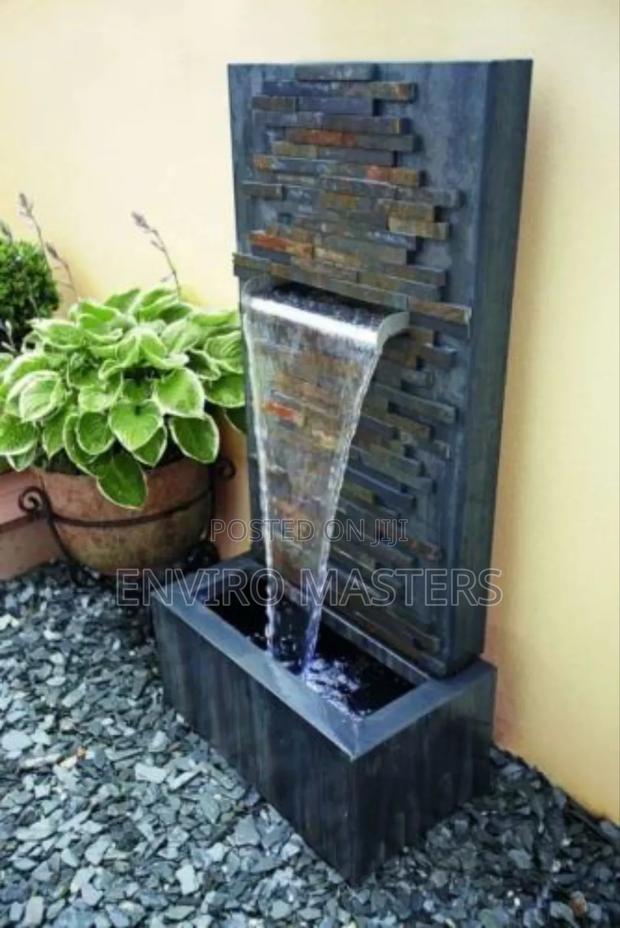 Fountains and Pools · Photo 5