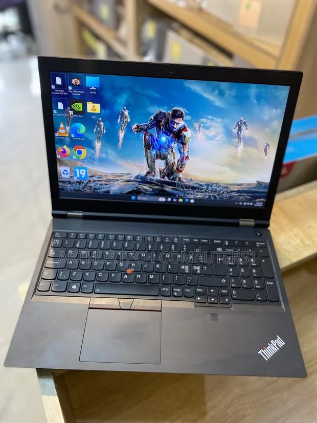 Laptop Lenovo ThinkPad P15s 16GB Intel Core i7 SSD 512GB · Photo 1