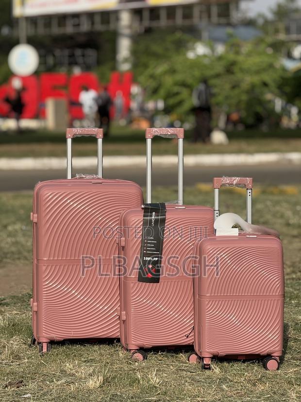 Three Set Pieces Luggage Unbreakable · Photo 7