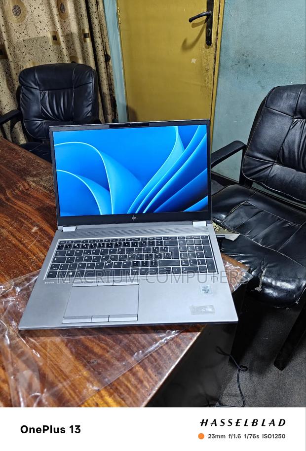 Laptop HP Zbook Fury 15 G7 16GB Intel Core i5 SSD 512GB · Photo 1