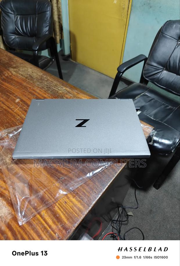 Laptop HP Zbook Fury 15 G7 16GB Intel Core i5 SSD 512GB · Photo 4