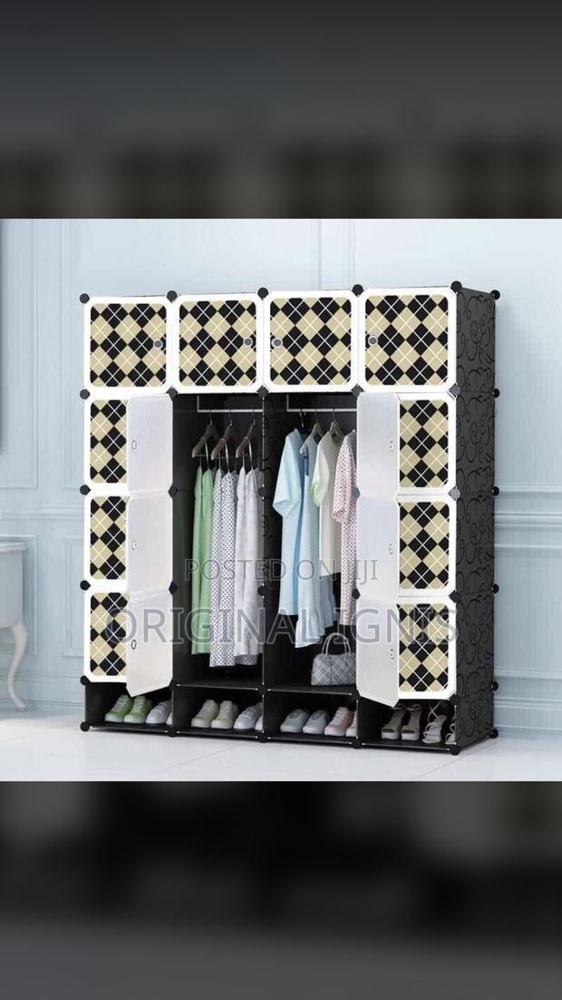 Plastic Wardrobe( 16 Cubes )