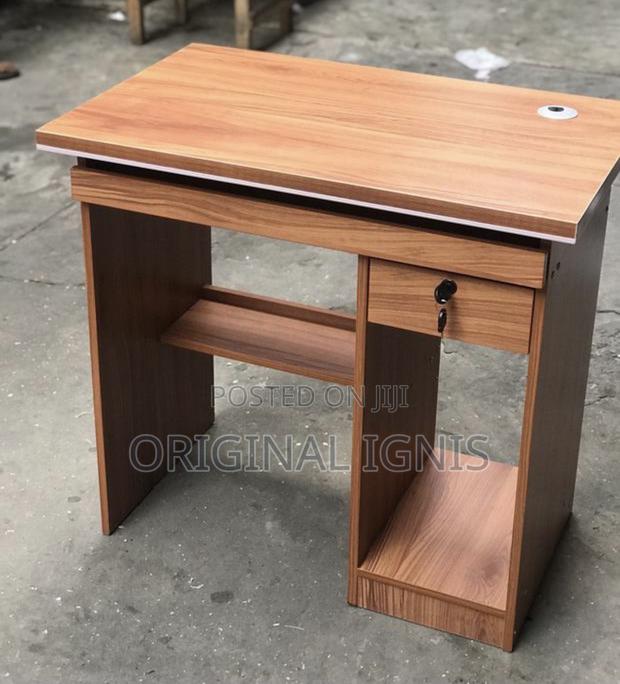Office Table · Photo 1