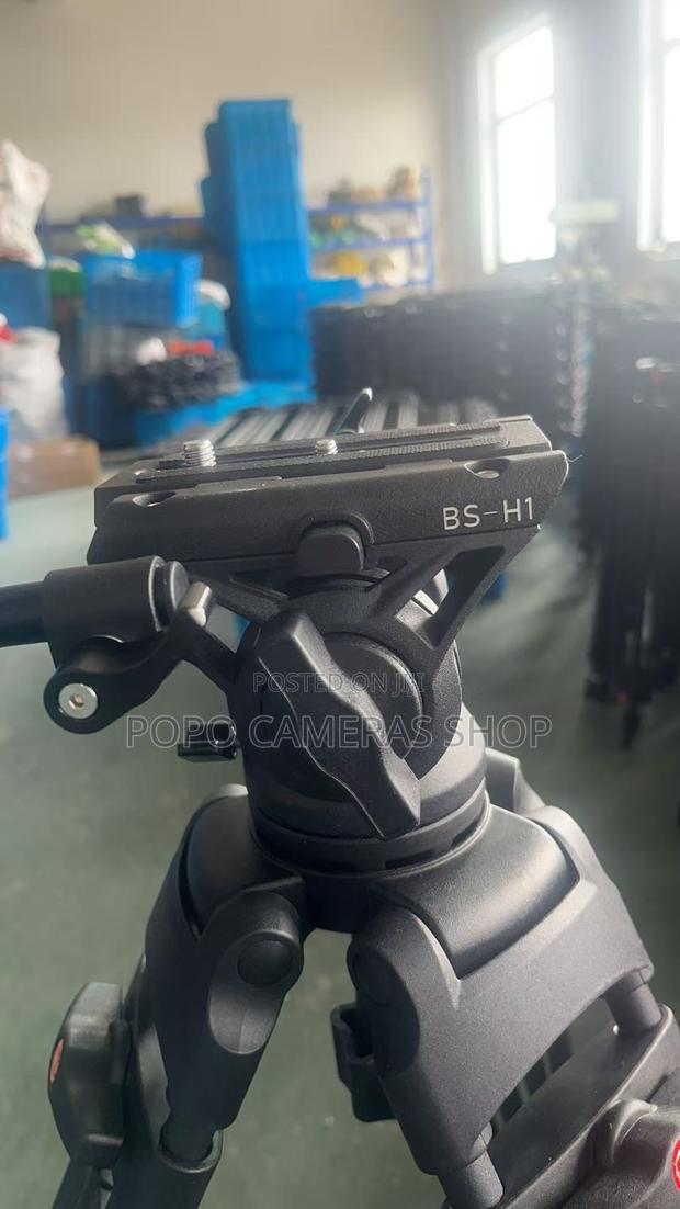Beams Bs-H1 Heavy Duty Flat-Base Pro Tripod · Photo 3