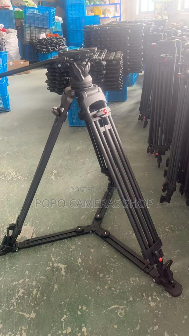 Beams Bs-H1 Heavy Duty Flat-Base Pro Tripod · Photo 1