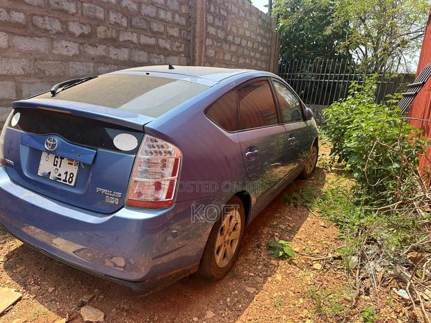 Toyota Prius Liftback 2009 Blue · Photo 6