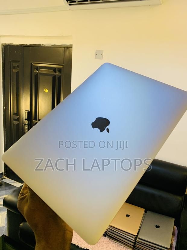 Laptop Apple MacBook Air 2020 8GB Intel Core I5 SSD 256GB · Photo 3