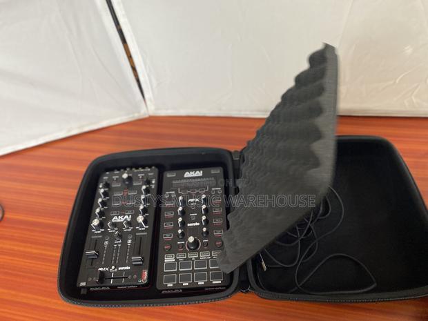 Akai Professional Amx Afx Audio Interface Serato · Photo 2