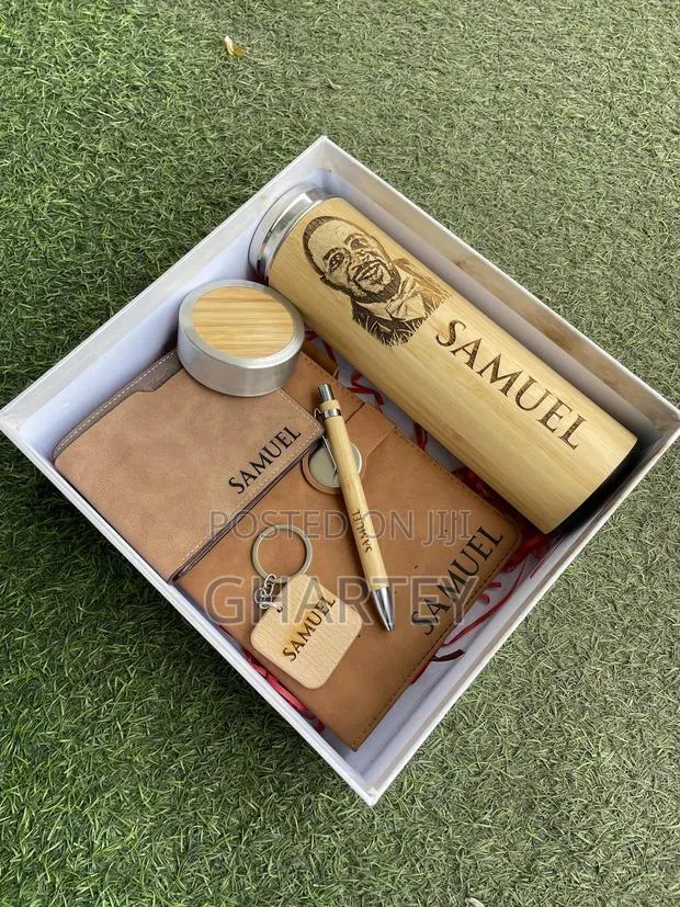 Personal, Customized Gift Packages · Photo 1