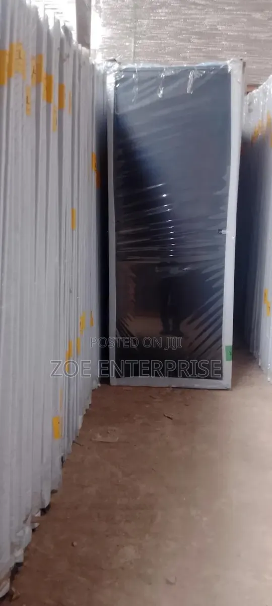 Dark Glass Doors Heavy and Standard · Photo 1