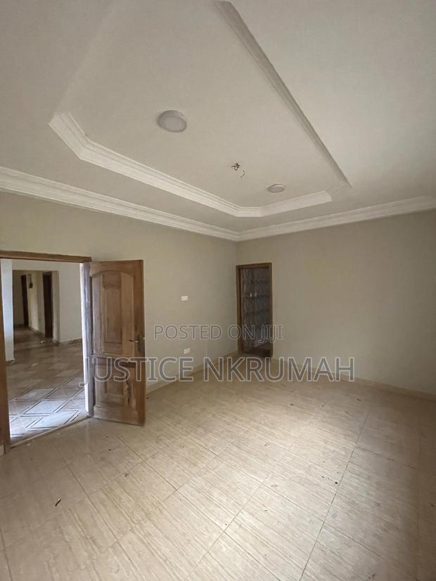 3bdrm Apartment in Mr Justice Estate, West Hills Mall Area for rent · Photo 2
