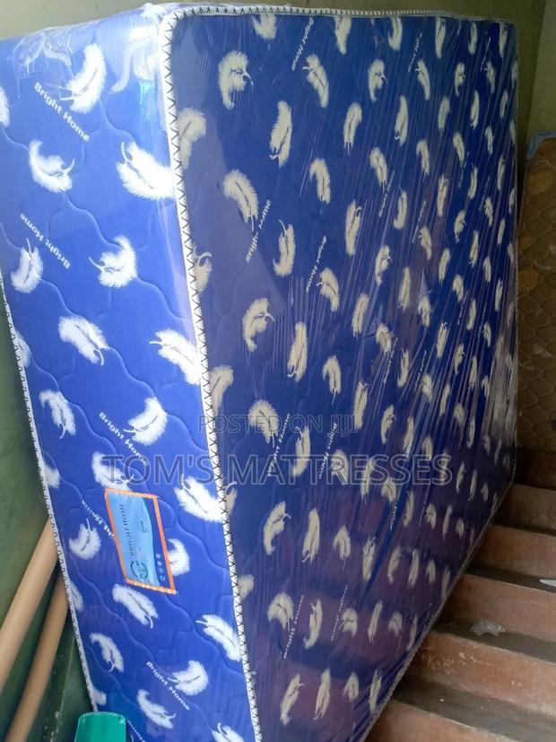 20 Inches Kingsize · Photo 1